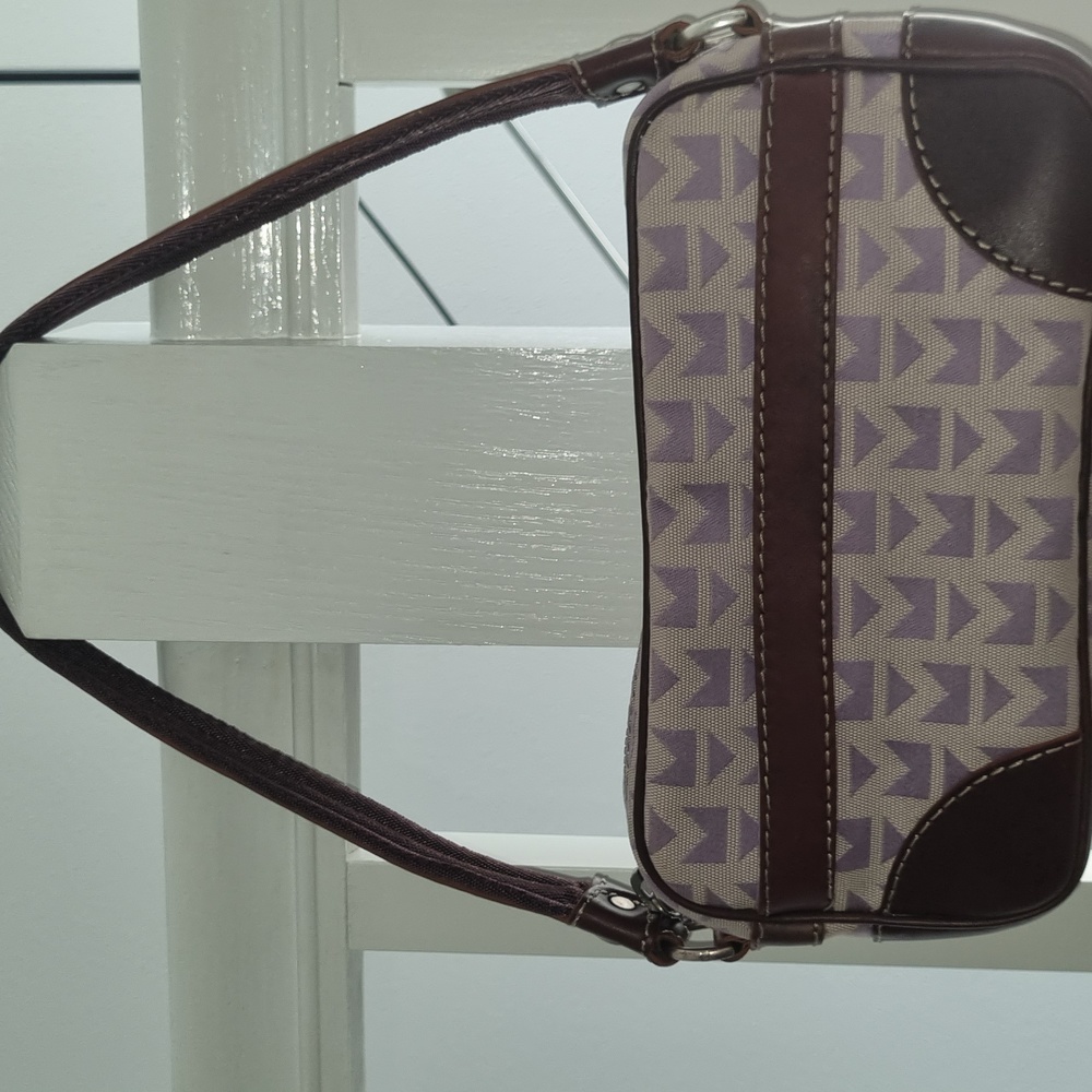 Michael Kors, Vtg. Signature Jacquard, Baguette lavendar Canvas/leather Purse